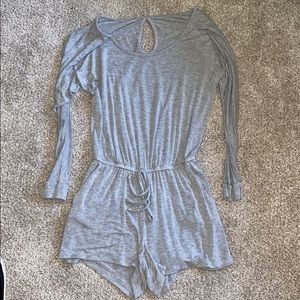 Gray jersey knit longsleeve romper